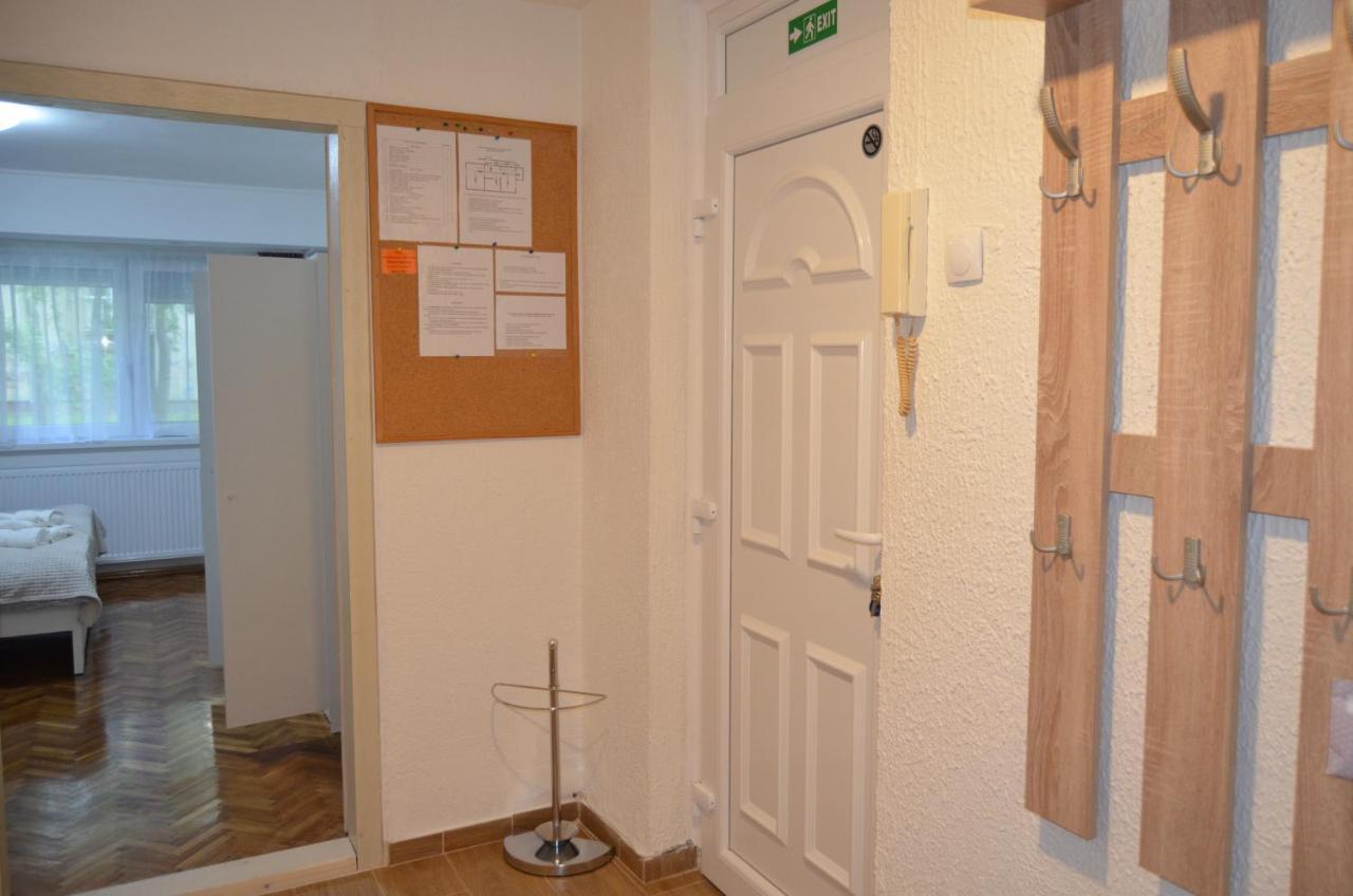 Mikmari Apartman Subotica Esterno foto